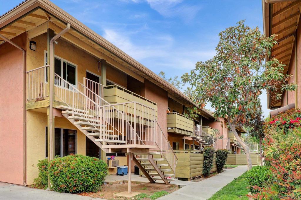 2041 E Grand Ave. #38