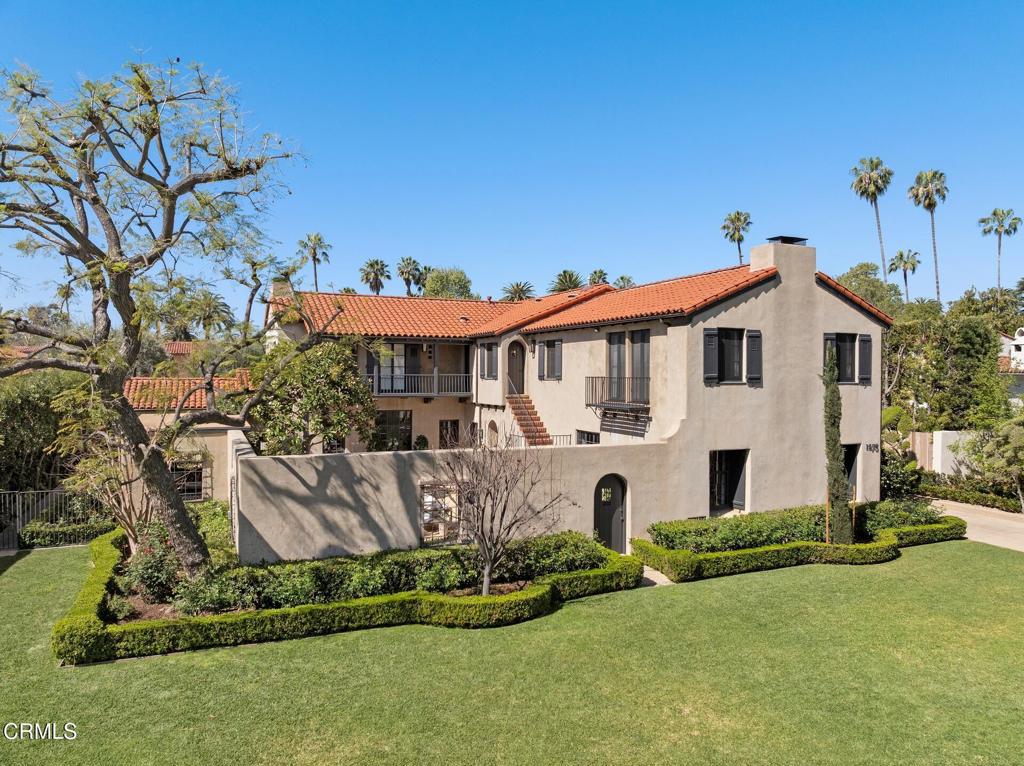 1275 Hillcrest Avenue