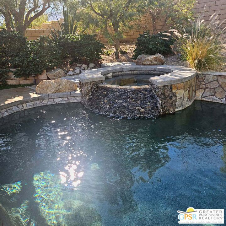 MLS #25615399PS image #1