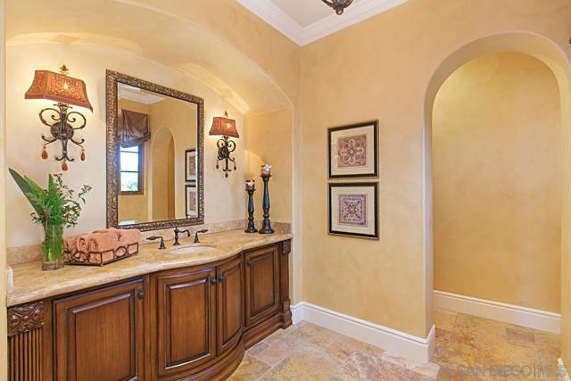 14155 Bryce Point, Poway CA: https://media.crmls.org/mediaz/db06ef46-8cc1-49d6-b4c5-7a2ce39d98a3.jpg