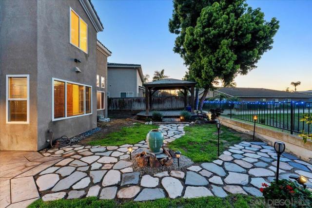 1011 Via Sinuoso, Chula Vista, California 91910, 4 Bedrooms Bedrooms, ,3 BathroomsBathrooms,Single Family Residence,For Sale,Via Sinuoso,250020182SD