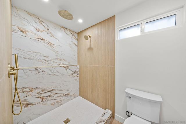 3534 36 Collier Ave, San Diego CA: https://media.crmls.org/mediaz/db08f8e6-64c6-41b3-b3e4-9ebb94e574e3.jpg