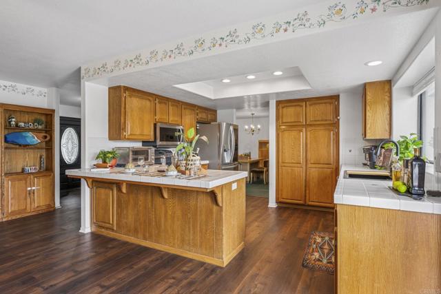3048 Jason Road, Fallbrook CA: https://media.crmls.org/mediaz/db0a1fa4-87f5-45d5-9bf3-1fd849319d3a.jpg