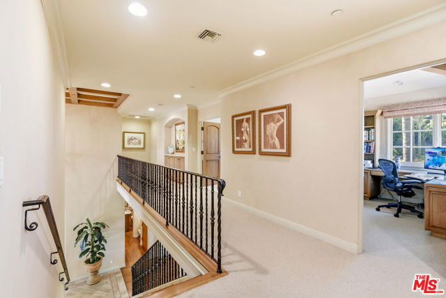 Image 20 of 42 For 3843 Rock Hampton Drive