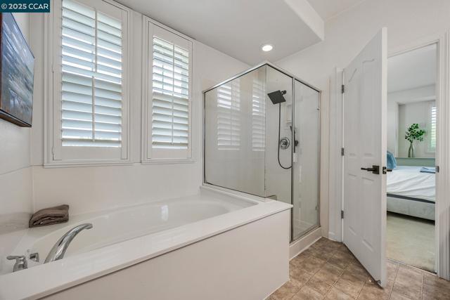 6939 Mariposa Cir, Dublin CA: https://media.crmls.org/mediaz/db0ab3b3-2a94-430d-aece-af00fe73a495.jpg