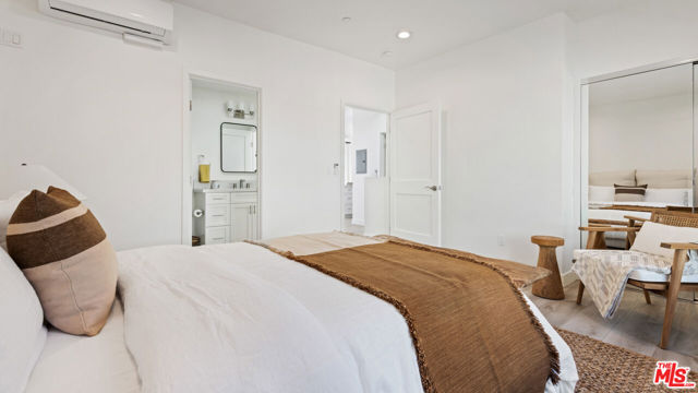 Drew Fenton | 11836 Ebb Tide Lane Malibu CA | MLS: 7300750