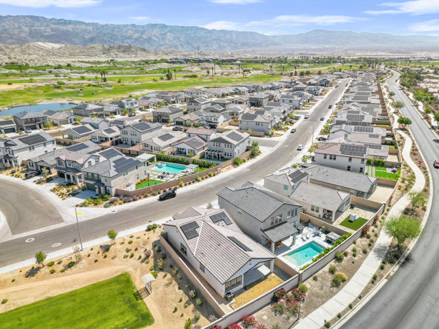 84151 Novello Drive, Indio CA: https://media.crmls.org/mediaz/db0d6e67-09be-47b1-844d-a7dbe97cf8c1.jpg