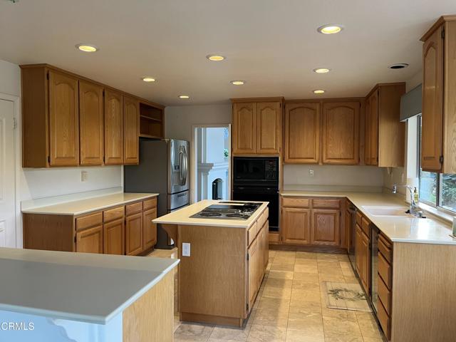 Detail Gallery Image 29 of 30 For 12387 Ridge Dr, Santa Rosa,  CA 93012 - 3 Beds | 4 Baths