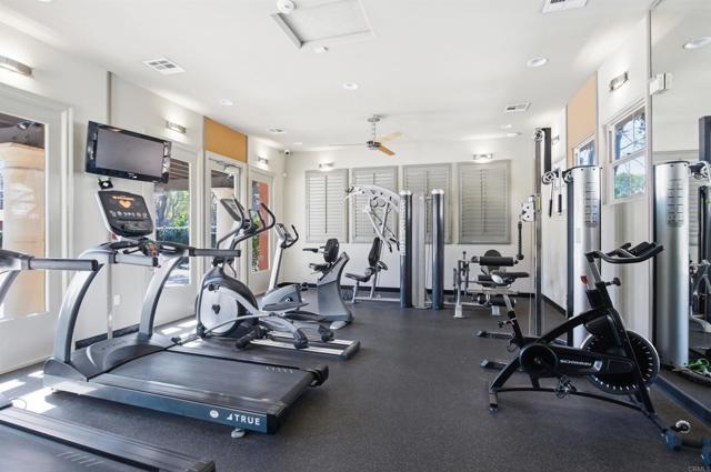 Detail Gallery Image 21 of 21 For 1874 Violet Ct #5,  Chula Vista,  CA 91913 - 3 Beds | 3/1 Baths