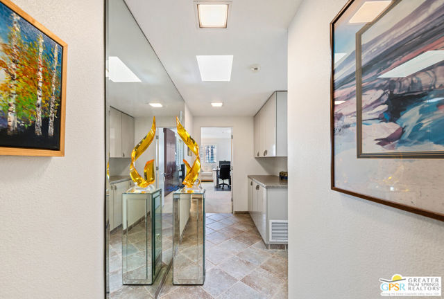 2181 S Toledo Avenue, Palm Springs, CA 92264