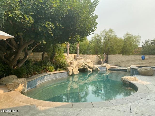 3082 Eaglewood Avenue, Thousand Oaks CA: https://media.crmls.org/mediaz/db0fa778-8954-4c60-8bd2-45d78df95f47.jpg