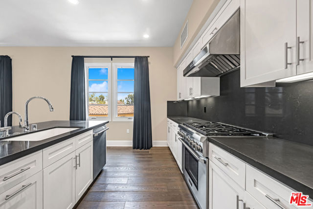 23500 Park Sorrento, H41 photo 5