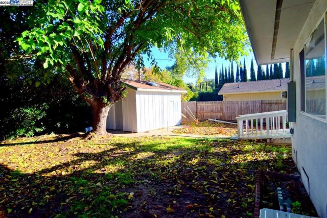 3180 Watt Ave, Sacramento CA: https://media.crmls.org/mediaz/db117a5b-03d5-4c0e-81e4-6b675714df3d.jpg