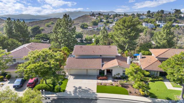 4022 Avenida Verano, Thousand Oaks CA: https://media.crmls.org/mediaz/db1291b3-b5ab-460e-ad07-5dfd4fbb1e44.jpg