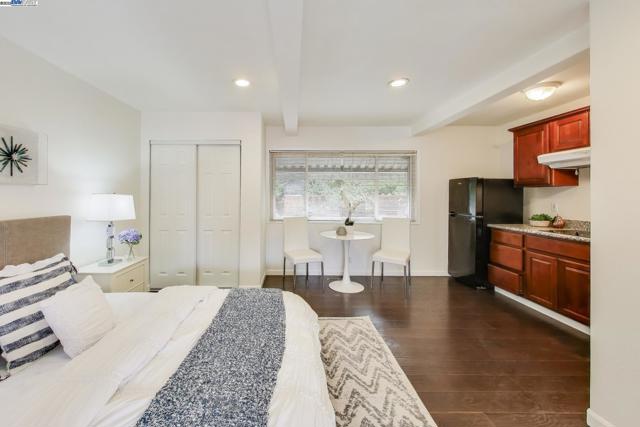 Image 22 of 37 For 15535 Sedgeman St