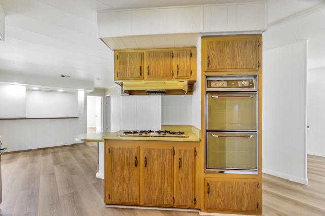 2097 Dalis Drive, Concord CA: https://media.crmls.org/mediaz/db13bd11-d967-4d40-9c50-61268f887f54.jpg