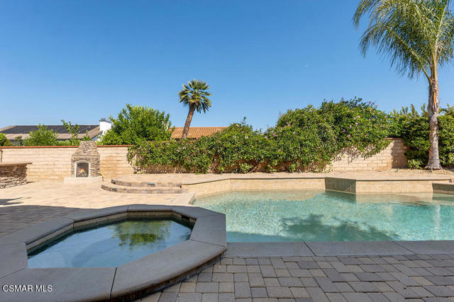 6344 Kerryhill Court, Agoura Hills CA: https://media.crmls.org/mediaz/db13d058-f2df-49e9-9d17-d577d32ffa0e.jpg