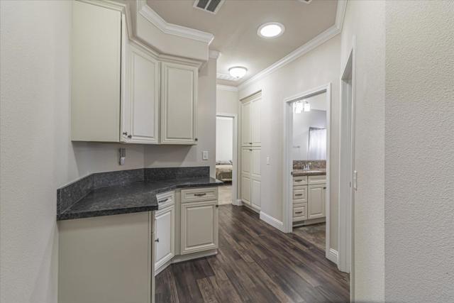 690 Persian Drive, Sunnyvale CA: https://media.crmls.org/mediaz/db13f1d7-dd0e-4d8a-846c-68474c4a5ca2.jpg
