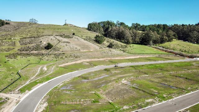 0 Upper Terrace Avenue, Half Moon Bay CA: https://media.crmls.org/mediaz/db149726-0e07-45ee-9a50-bdb0b9637a07.jpg