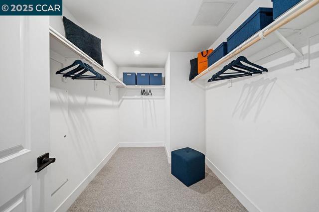 27264 Cosmo Ct, Hayward CA: https://media.crmls.org/mediaz/db1505d6-280f-4116-b89c-f182c6e495be.jpg