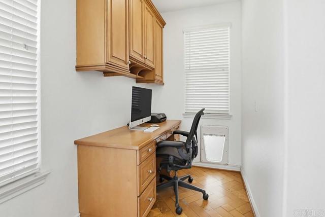 Image 25 of 75 For 2940 Morning Creek Ct