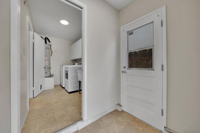 13710 Ahwahnee Way, Poway CA: https://media.crmls.org/mediaz/db15beb2-6a5d-4ec6-8196-d6e33d48d377.jpg