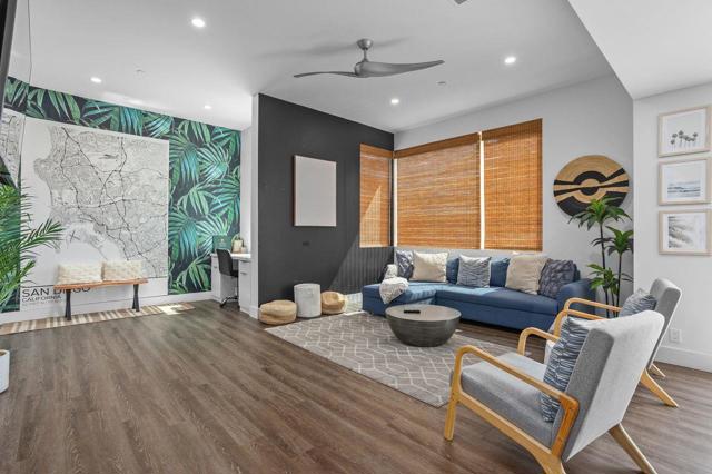 508 N Tremont Street, Oceanside CA: https://media.crmls.org/mediaz/db15df0d-d97e-4dec-a5c6-9ef65180a10d.jpg