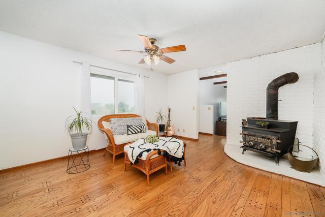 Image 19 of 75 For 6825 Kellyn Lane