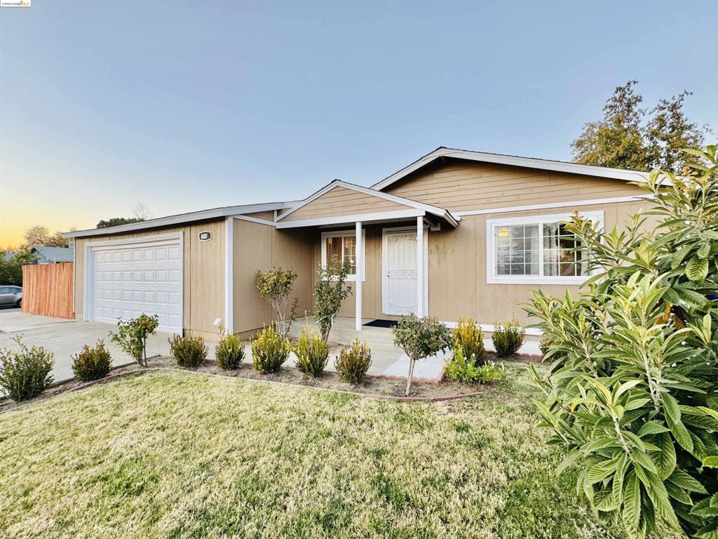 8801 Steven Ave