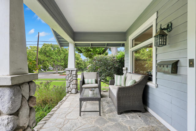 1967 La France Avenue, South Pasadena CA: https://media.crmls.org/mediaz/db1674c8-972a-4b11-8bb2-0ca2a3ac7ddd.jpg