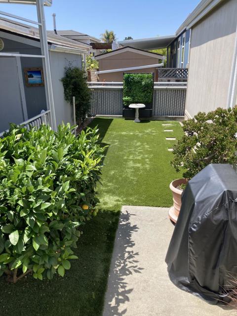 77 Leawood Drive, Aptos CA: https://media.crmls.org/mediaz/db1682e1-da9b-4441-9a7f-14d32f9648e4.jpg