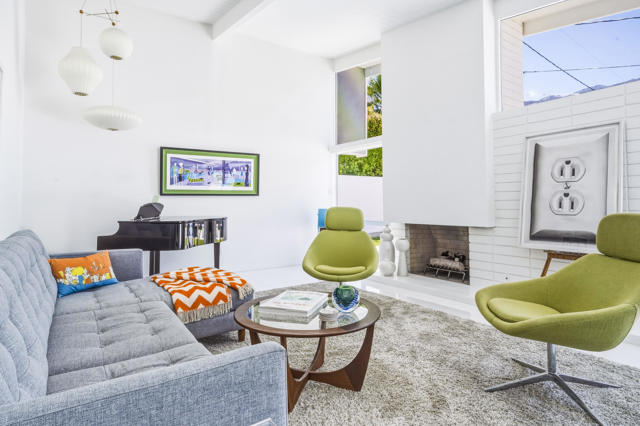 1877 S Navajo Drive, Palm Springs, CA 92264