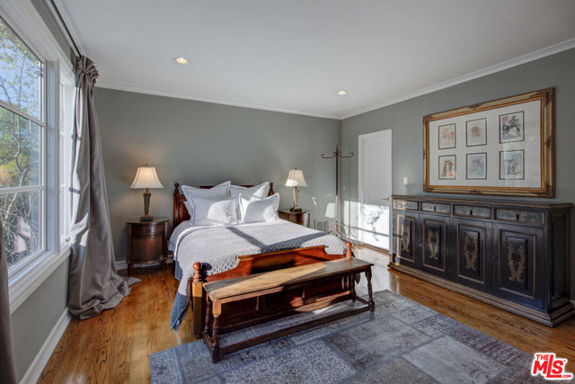 2880 NICHOLS CANYON Road, Los Angeles CA: https://media.crmls.org/mediaz/db176cb8-e7f1-4488-8721-ba7506d50e64.jpg