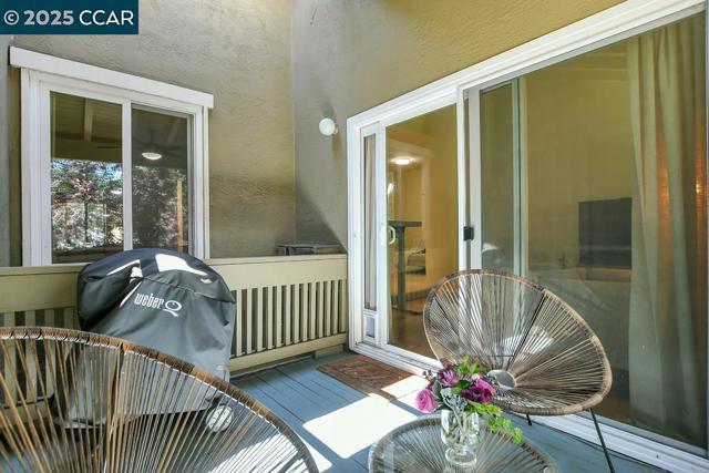 3051 Treat Blvd., Concord CA: https://media.crmls.org/mediaz/db1800db-ca20-4cd0-83c1-4177779db1b0.jpg