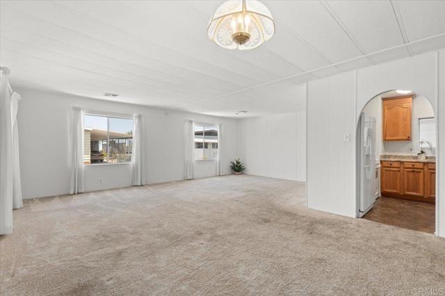 1286 Discovery Street, San Marcos CA: https://media.crmls.org/mediaz/db18483e-4289-44dd-af0e-27d65099b706.jpg