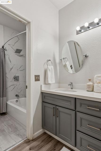 63 Lakeshore Ct, Richmond CA: https://media.crmls.org/mediaz/db1864f8-7810-4b5e-8e2b-194536817486.jpg