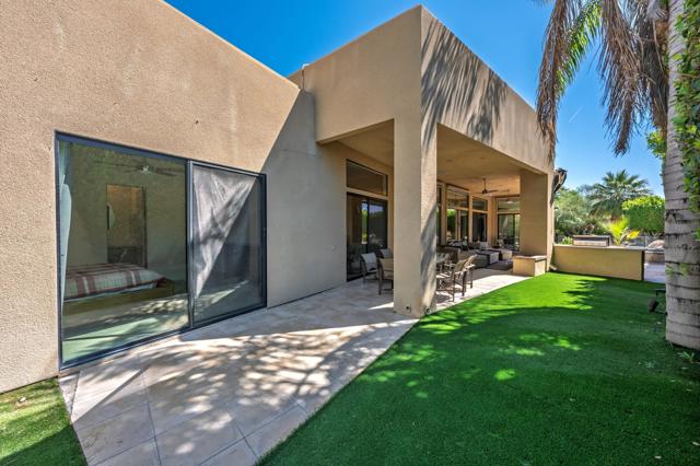 47200 Desert Lily Drive, Palm Desert, CA 92260