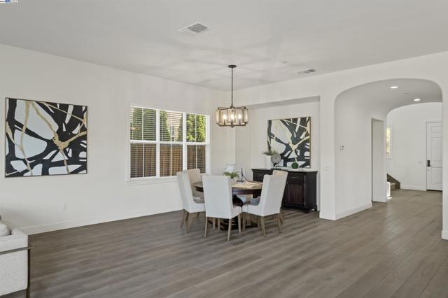 3044 Gritstone Street, Danville CA: https://media.crmls.org/mediaz/db1a7487-7512-4a50-97d6-a11ec71d01f6.jpg
