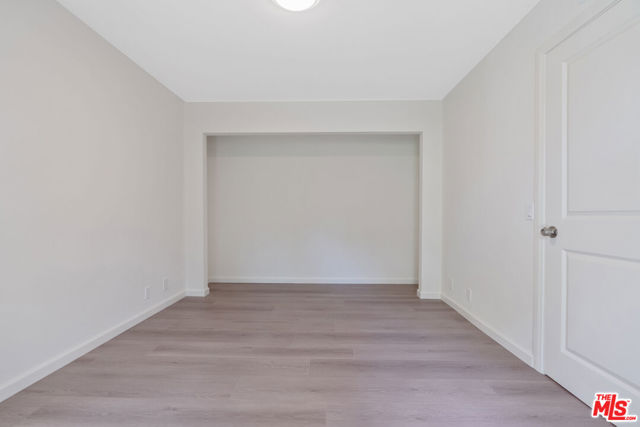 19 Rippling, Irvine CA: https://media.crmls.org/mediaz/db1a9cf5-6b65-496d-bf6a-974dc5d48e92.jpg