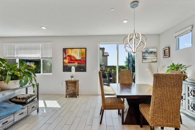 2141 Wildflower Drive, Hollister CA: https://media.crmls.org/mediaz/db1c8615-6996-48d8-8ec3-0e00d30b7eeb.jpg