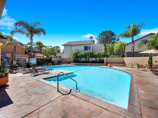 8995 Via Andar, San Diego CA: https://media.crmls.org/mediaz/db1d848a-7d63-4cd4-88ae-a52c10a8bfb0.jpg