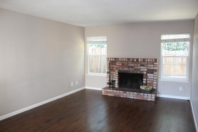 1025 Fillippelli Drive, Gilroy CA: https://media.crmls.org/mediaz/db1dd738-024b-4f1c-8025-70d6bc805362.jpg