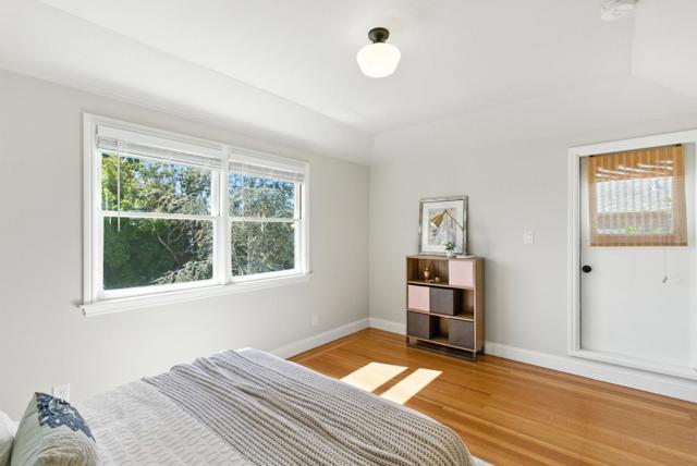 513 Castilian Way, San Mateo CA: https://media.crmls.org/mediaz/db1e8fff-7b9e-494b-a1f8-f79e08120b02.jpg