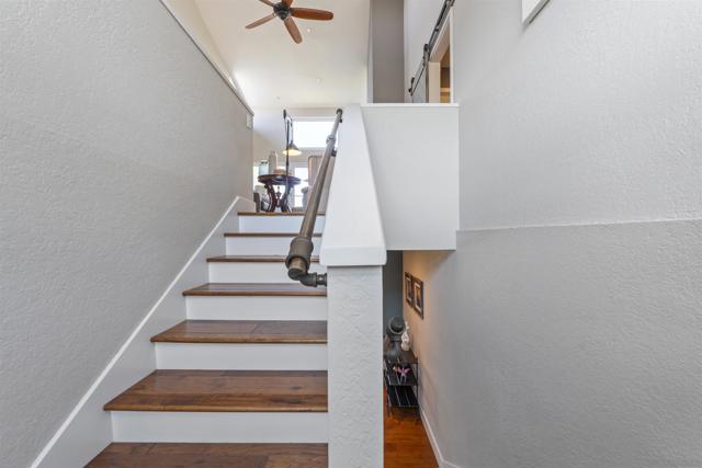 17924 Saint Andrews Dr, Poway CA: https://media.crmls.org/mediaz/db1f05f0-74c4-4a31-bc32-6c96bb10af75.jpg