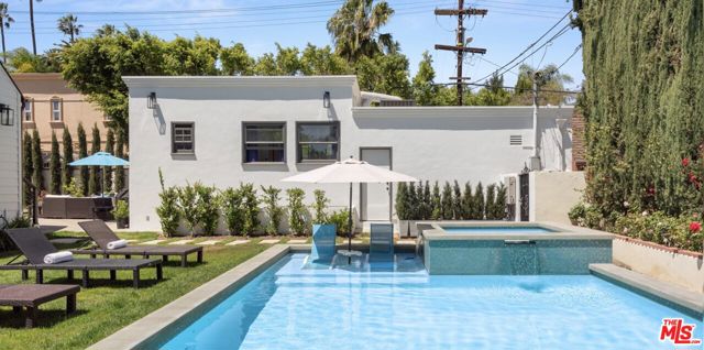 504 FOOTHILL Road, Beverly Hills CA: https://media.crmls.org/mediaz/db1f37df-73f0-4569-83fe-19829d5469d3.jpg