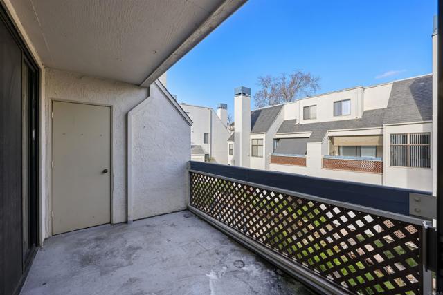 Detail Gallery Image 21 of 31 For 2232 River Run Dr #206,  San Diego,  CA 92108 - 2 Beds | 2 Baths