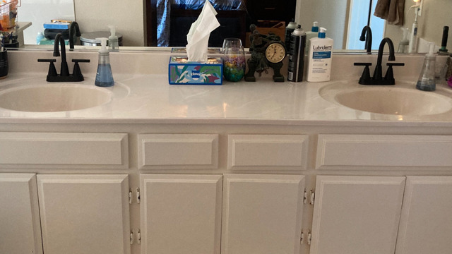 44215 Goldenrod Circle, La Quinta CA: https://media.crmls.org/mediaz/db21104d-d49c-477b-bff6-65bb24ff3647.jpg