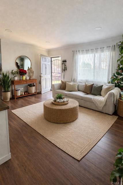 Detail Gallery Image 4 of 9 For Brock Ct, Lemon Grove,  CA 91945 - 4 Beds | 2 Baths