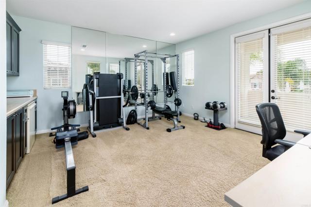 Detail Gallery Image 22 of 38 For 1749 Skimmer Ct, Carlsbad,  CA 92011 - 5 Beds | 3 Baths