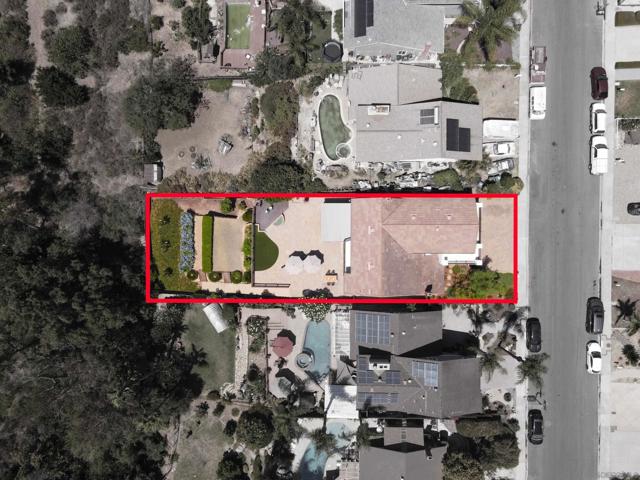 3943 Catamarca Dr, San Diego CA: https://media.crmls.org/mediaz/db24806d-1d0e-4f9c-97c0-da5d2dddb380.jpg